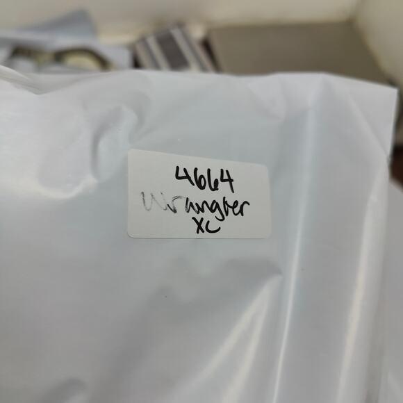 Wrangler Pearl Snap Button Shirt Mens XL Gray Cream Plaid Check Western Country - Picture 6 of 6